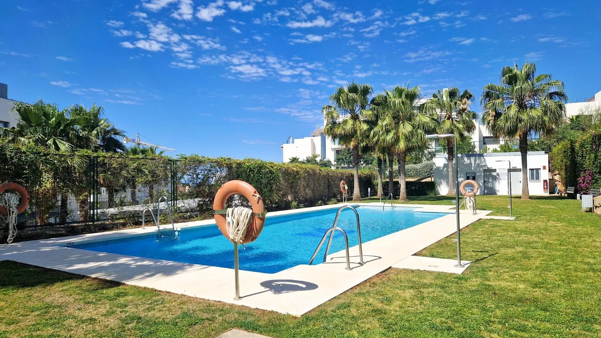 מארבלה Luxury Ground Floor Apt - 300 M To Cabopino Golf ספרד