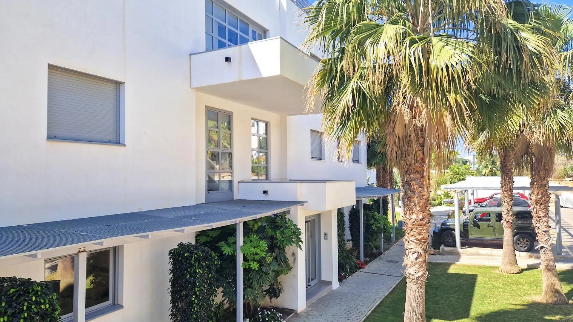 מארבלה Luxury Ground Floor Apt - 300 M To Cabopino Golf ספרד